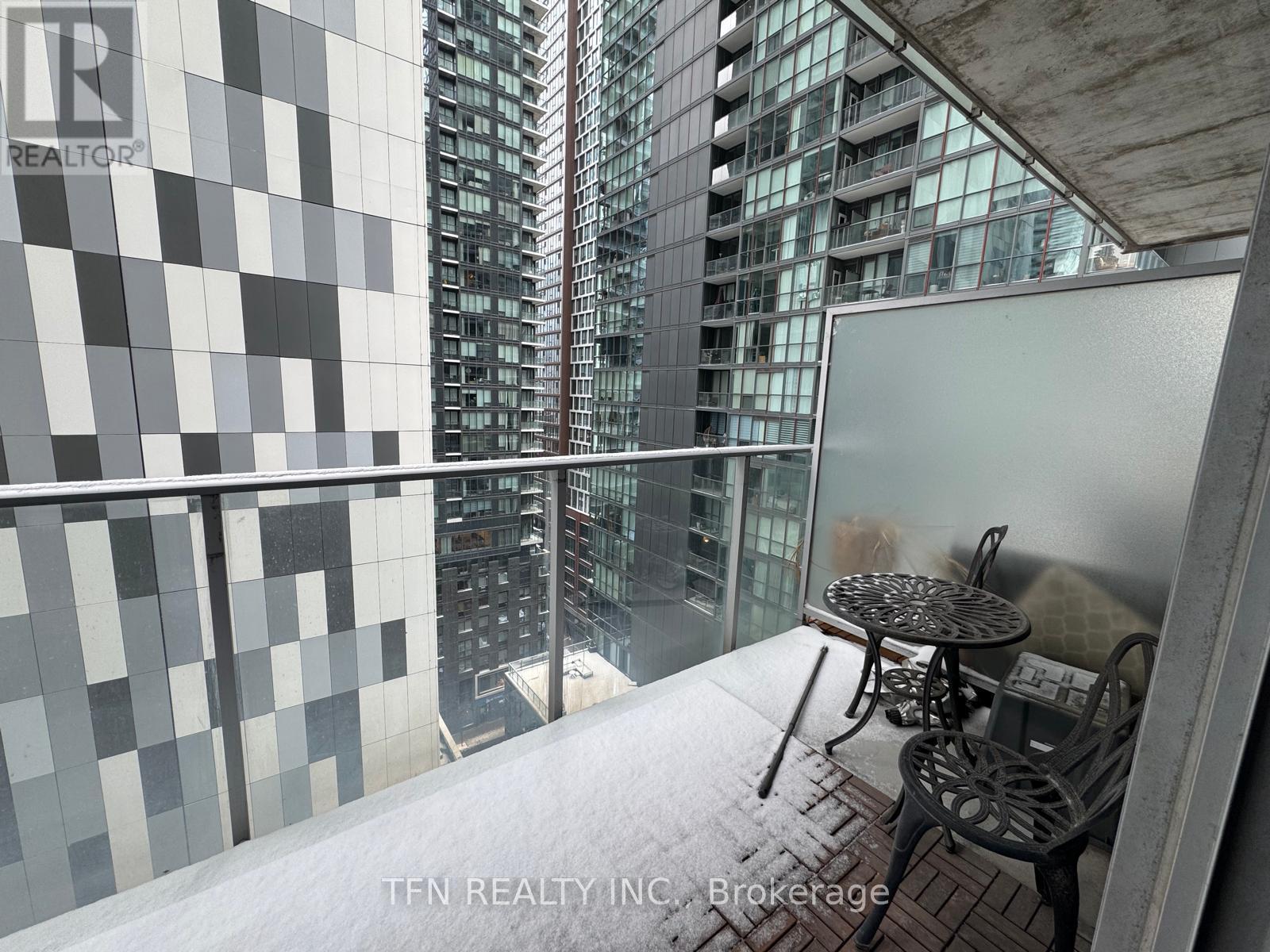 1605 - 375 King Street W, Toronto, Ontario  M5V 1K1 - Photo 14 - C12546240
