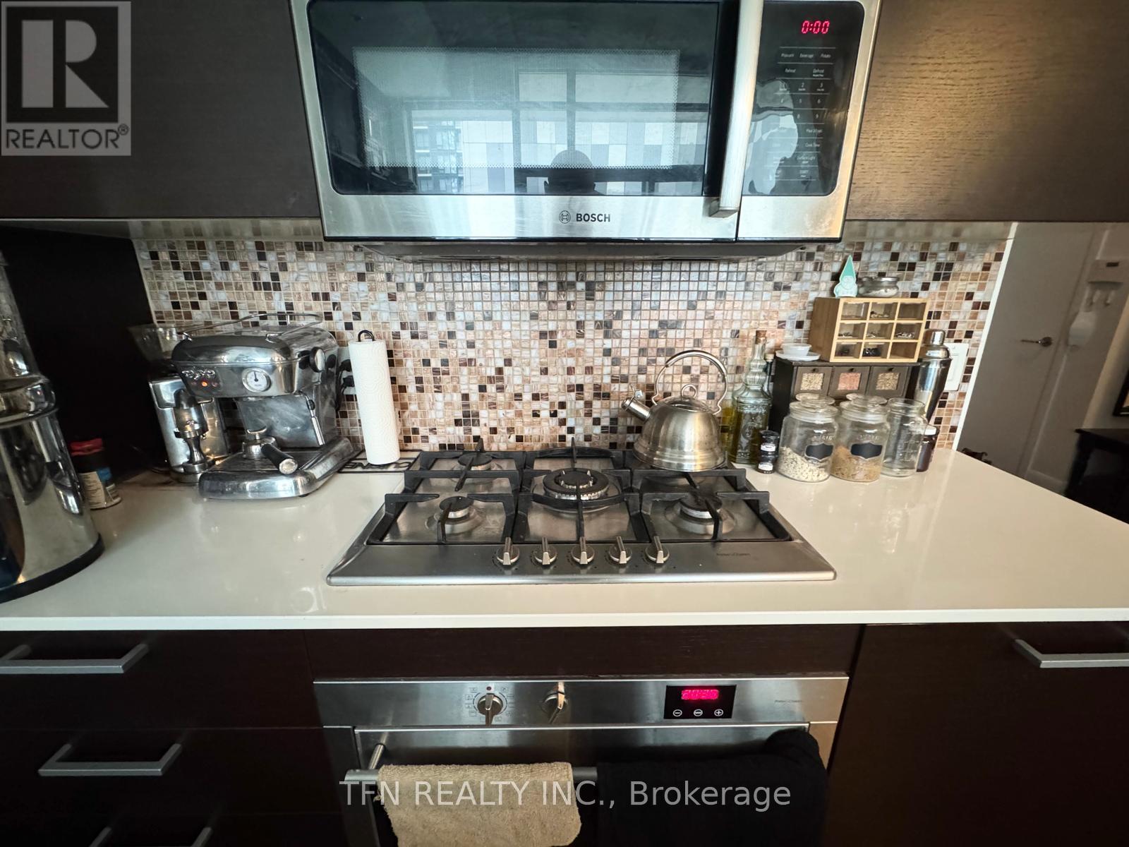 1605 - 375 King Street W, Toronto, Ontario  M5V 1K1 - Photo 5 - C12546240