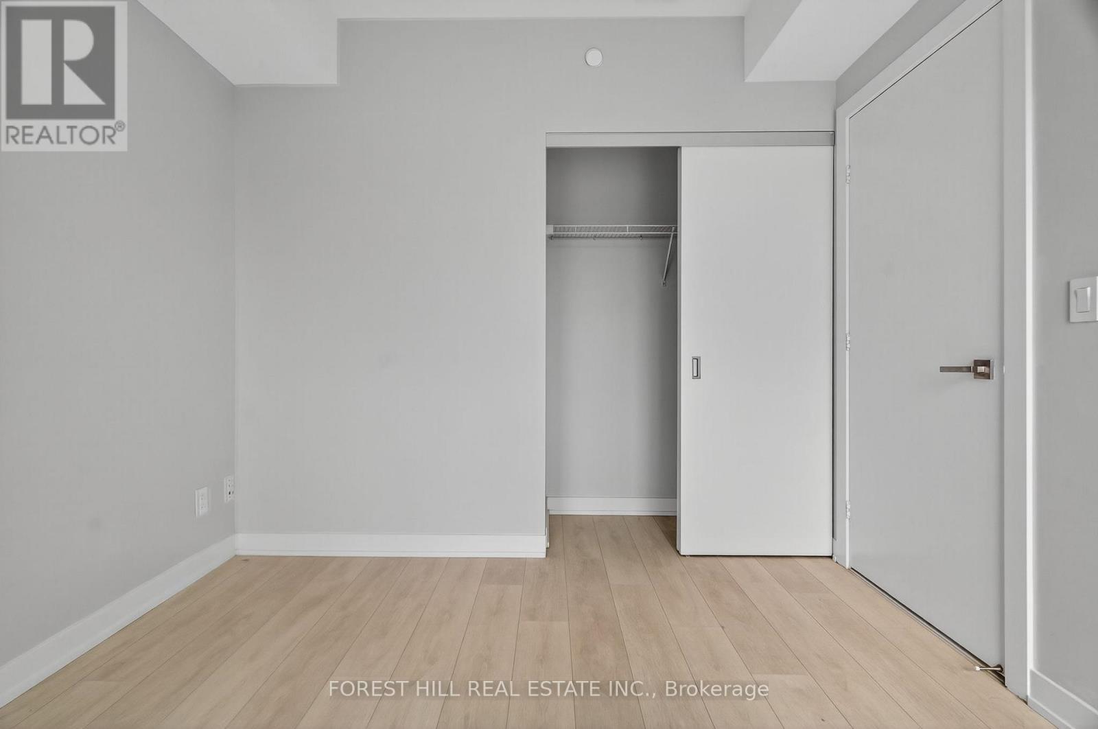 912 - 223 St Clair Avenue W, Toronto, Ontario  M4V 0A5 - Photo 13 - C12546284