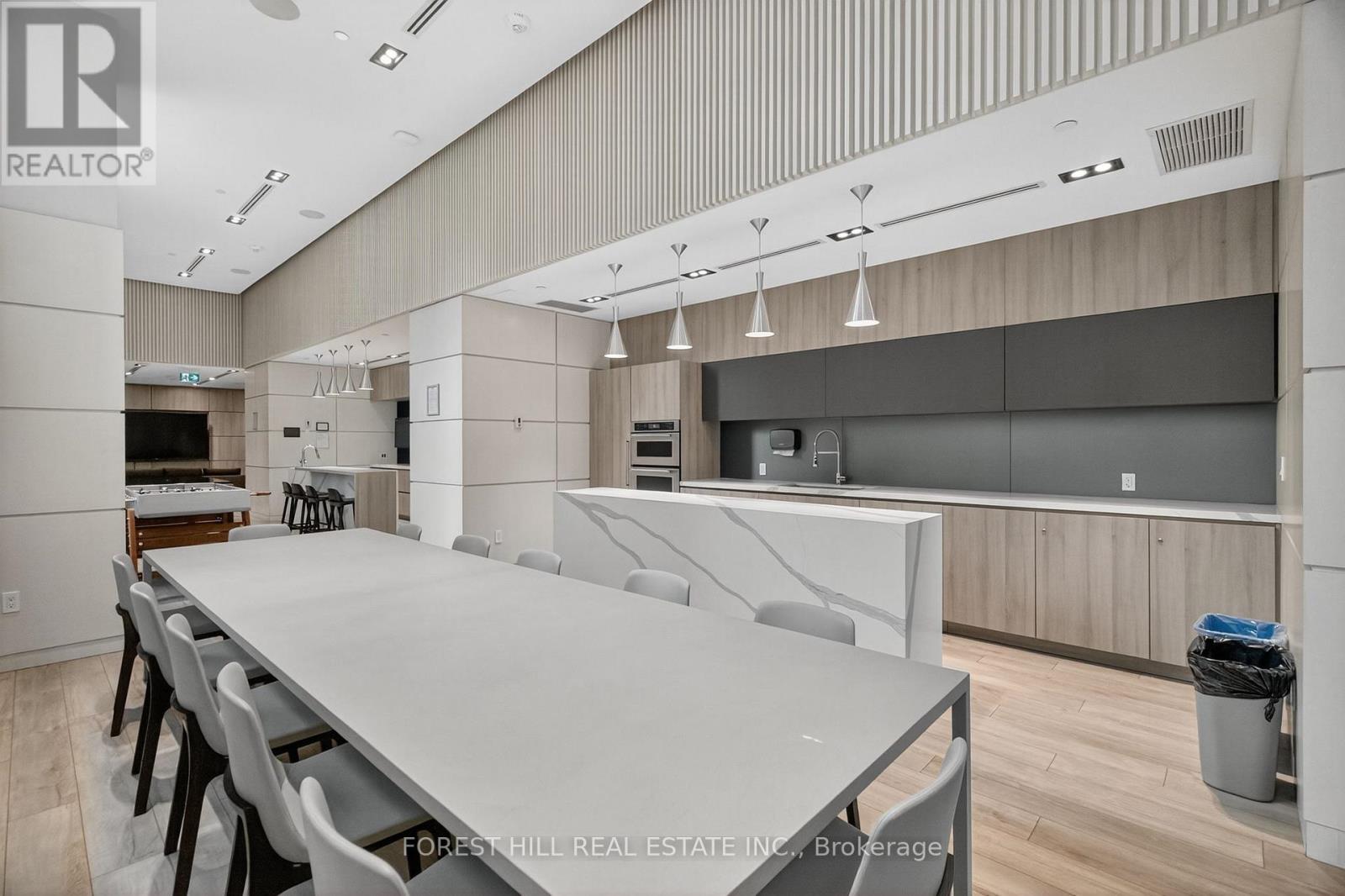 912 - 223 St Clair Avenue W, Toronto, Ontario  M4V 0A5 - Photo 30 - C12546284