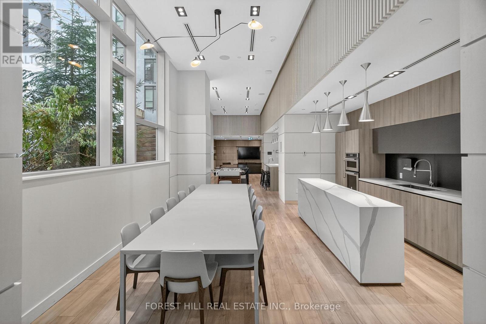 912 - 223 St Clair Avenue W, Toronto, Ontario  M4V 0A5 - Photo 31 - C12546284