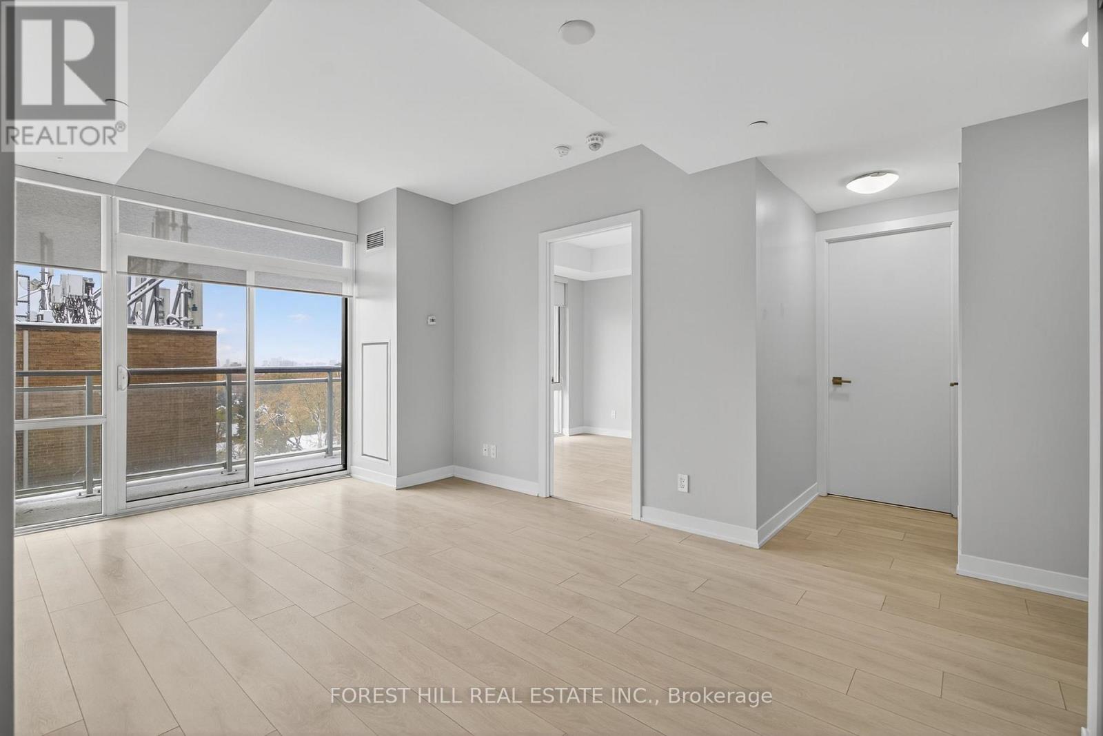 912 - 223 St Clair Avenue W, Toronto, Ontario  M4V 0A5 - Photo 4 - C12546284