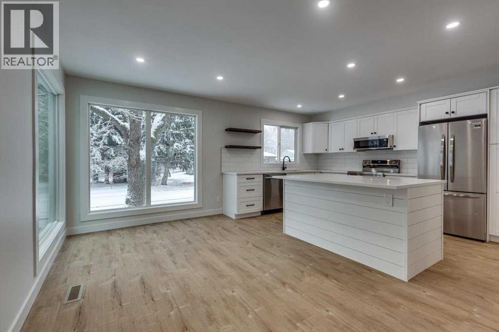 5302 42 Avenue, Red Deer, Alberta  T4N 3A4 - Photo 7 - A2269661