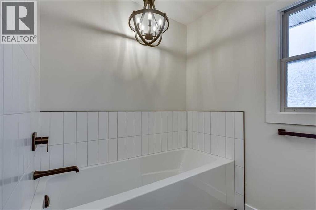 5302 42 Avenue, Red Deer, Alberta  T4N 3A4 - Photo 29 - A2269661