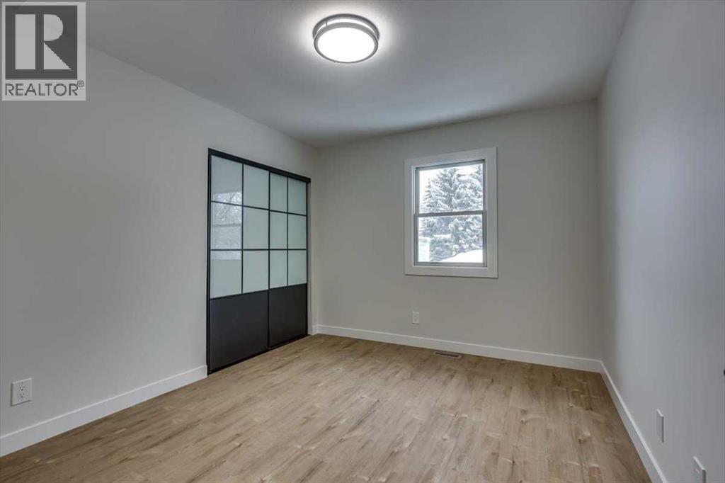 5302 42 Avenue, Red Deer, Alberta  T4N 3A4 - Photo 20 - A2269661