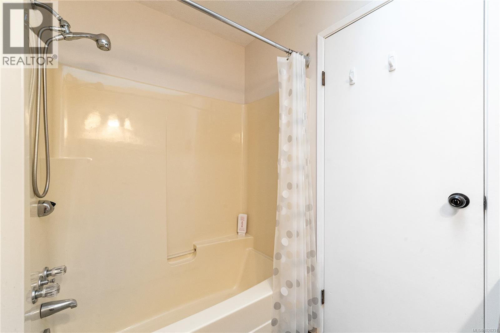 6255 Blueback Rd, Nanaimo, British Columbia V9V 1A9 - Photo 26 - 1020231