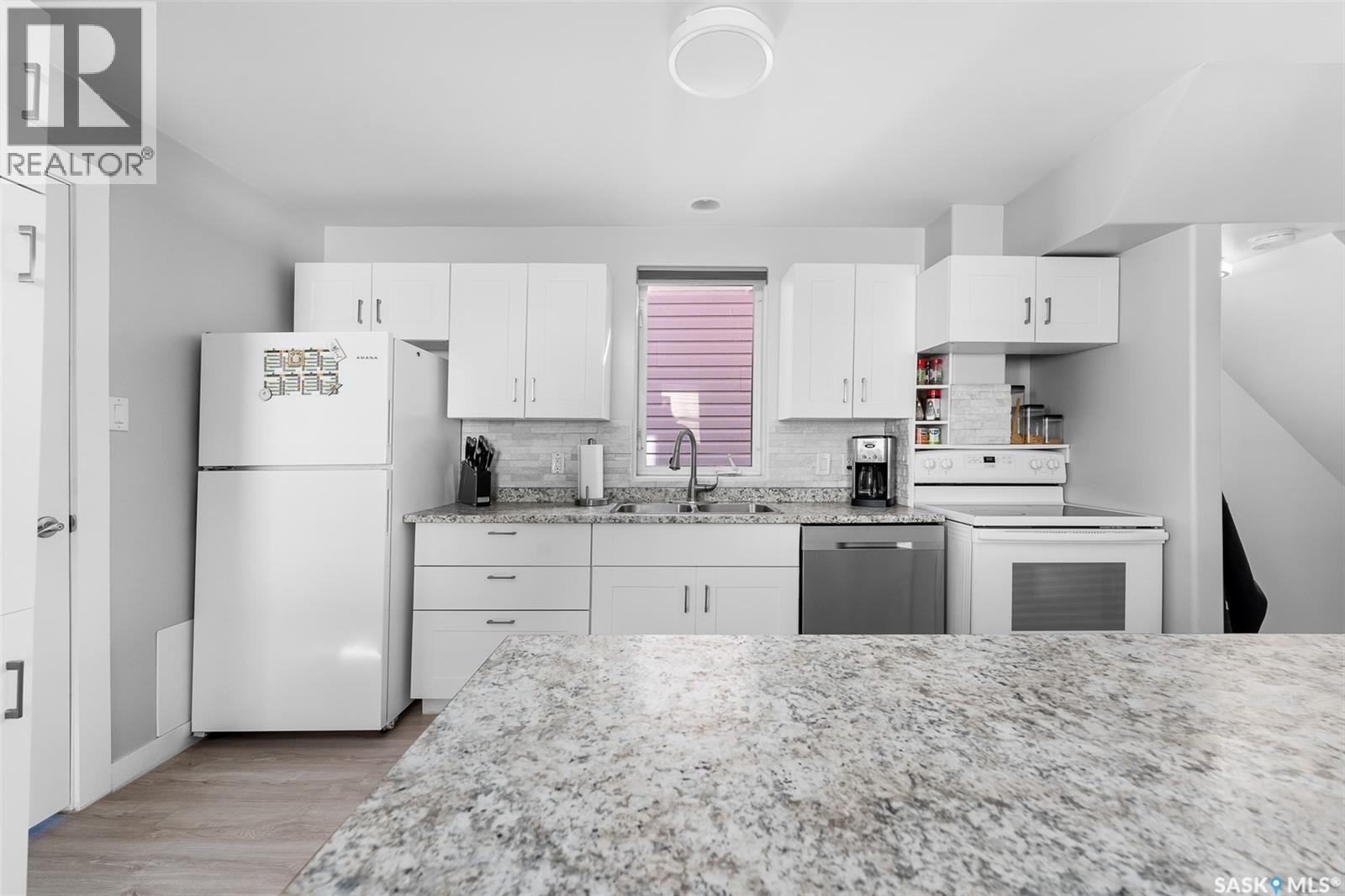 1129 3rd Avenue Ne, Moose Jaw, Saskatchewan  S6H 1E9 - Photo 19 - SK024065