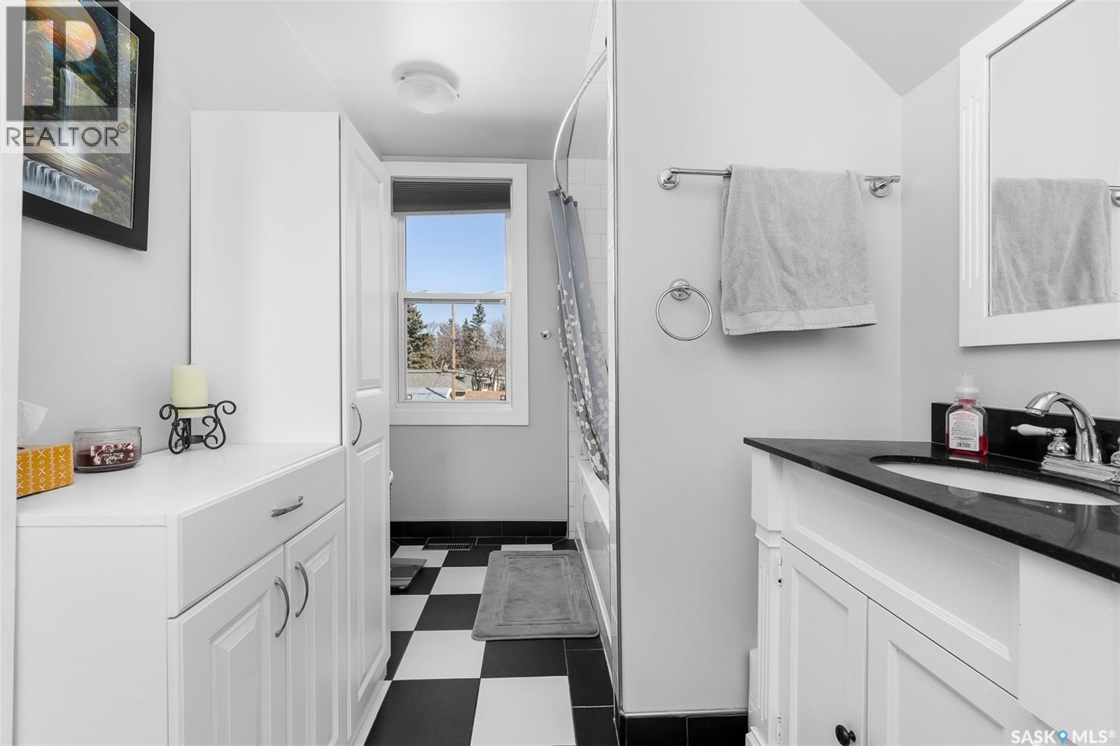 1129 3rd Avenue Ne, Moose Jaw, Saskatchewan  S6H 1E9 - Photo 29 - SK024065