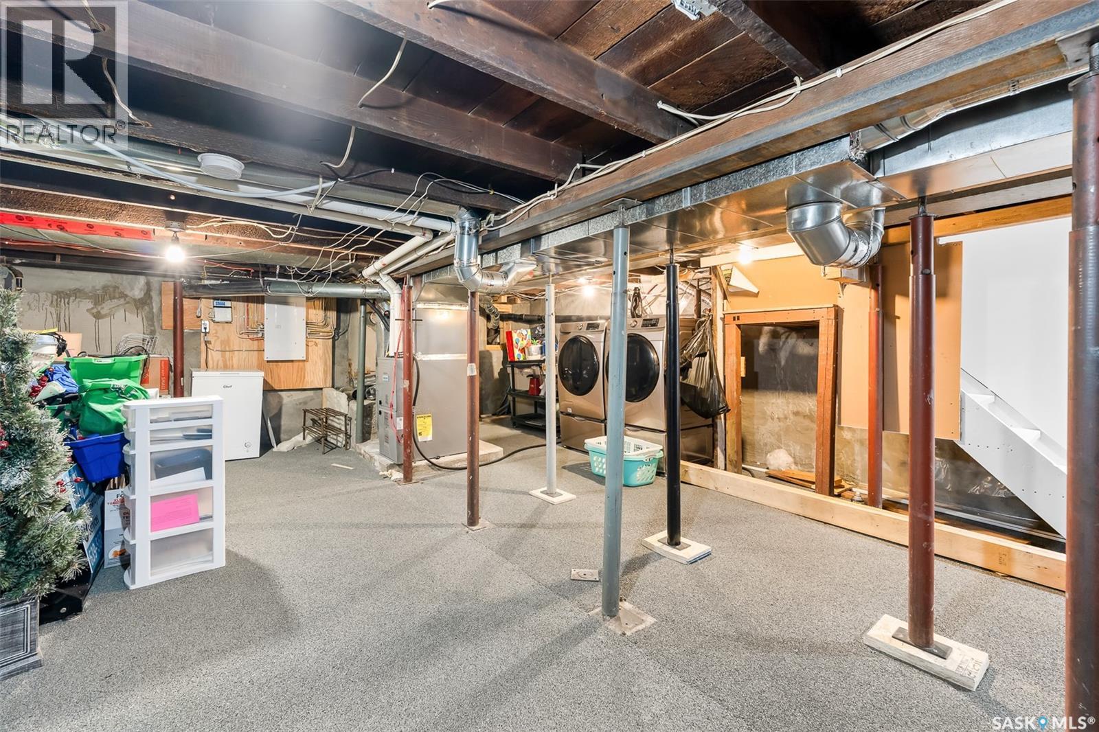 1129 3rd Avenue Ne, Moose Jaw, Saskatchewan  S6H 1E9 - Photo 33 - SK024065