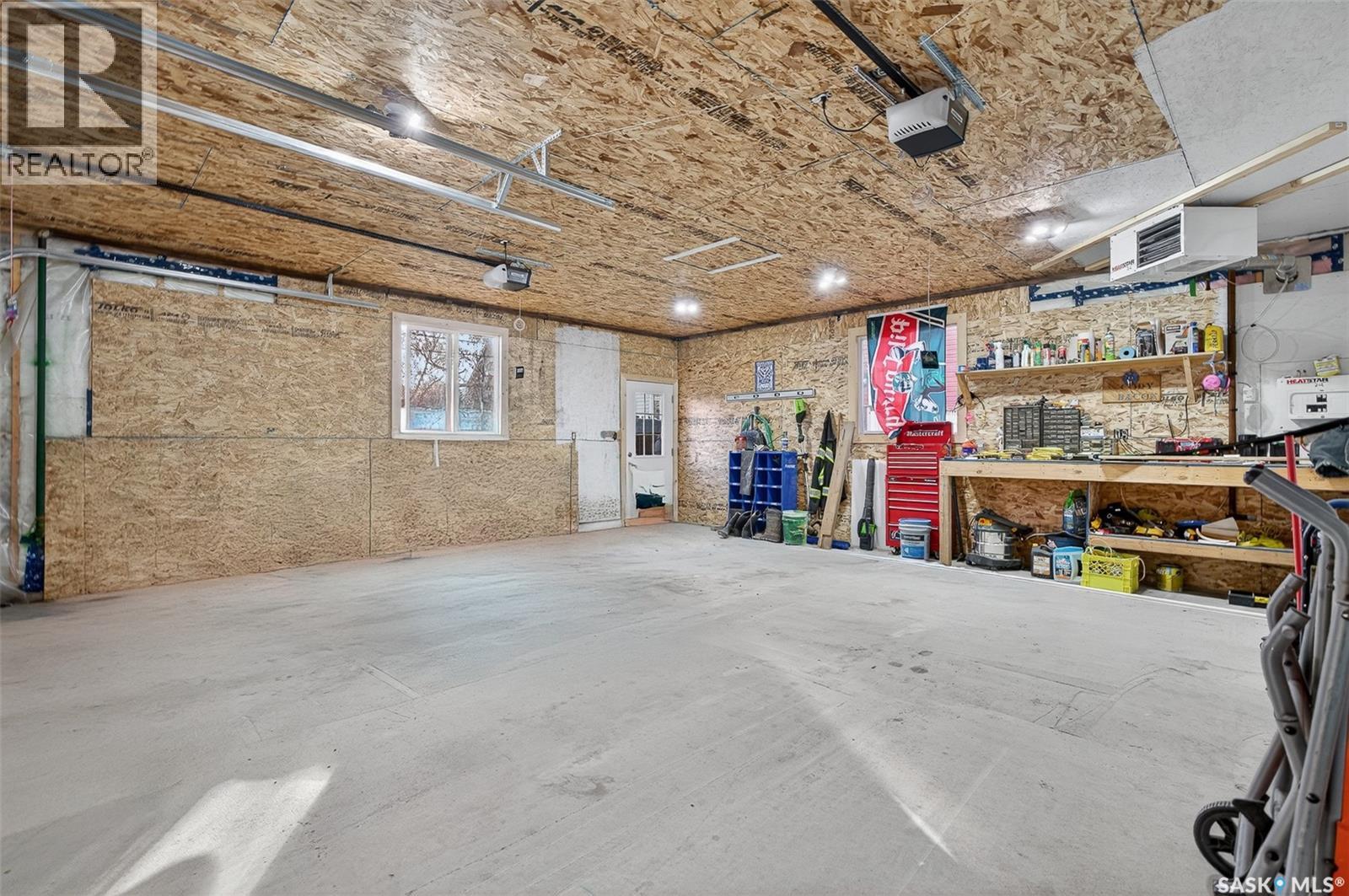 1129 3rd Avenue Ne, Moose Jaw, Saskatchewan  S6H 1E9 - Photo 44 - SK024065