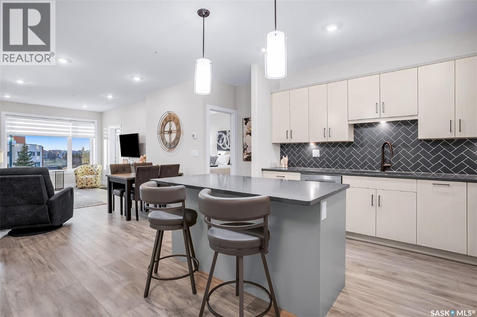 212 105 Willis Crescent, Saskatoon, Saskatchewan  S7T 0Z3 - Photo 8 - SK024049