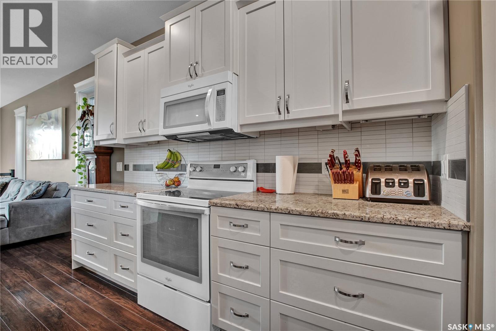 424 Lyle Crescent, Warman, Saskatchewan  S0K 4S1 - Photo 7 - SK024028