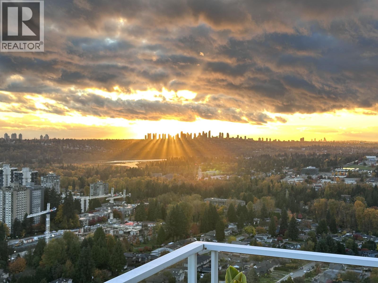 2802/03 652 Whiting Way, Coquitlam, British Columbia  V3J 0K3 - Photo 11 - R3067345