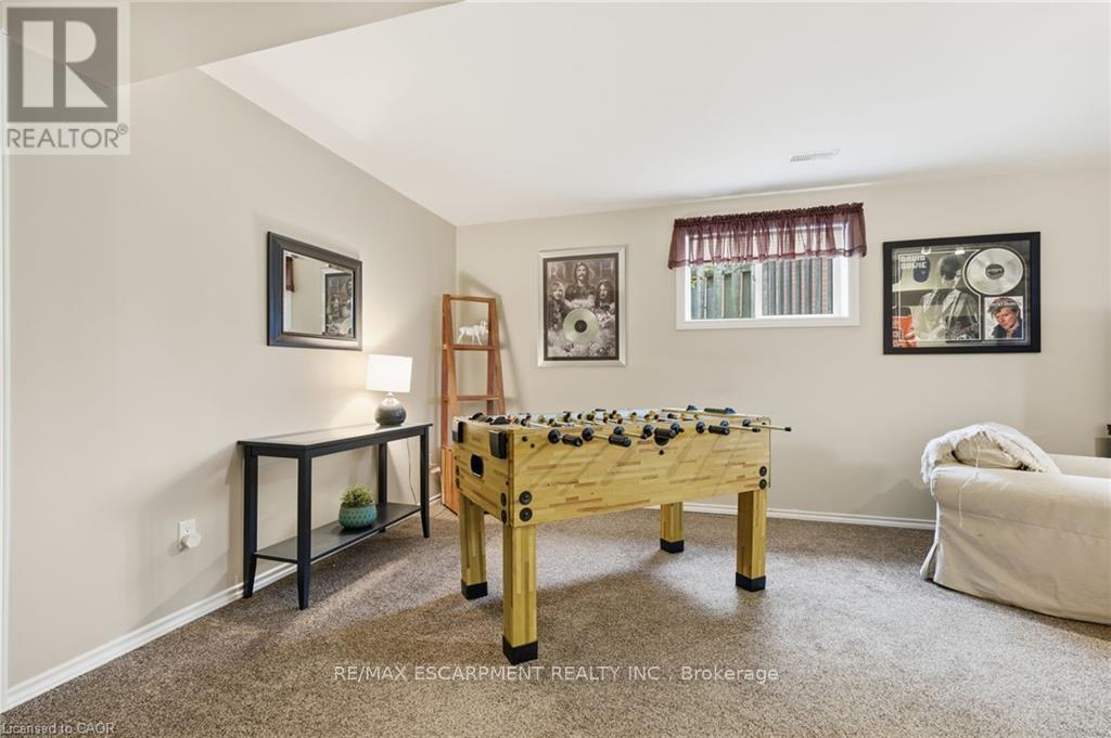 29 Strong Court, Brantford, Ontario  N3R 7Y4 - Photo 33 - X12546174