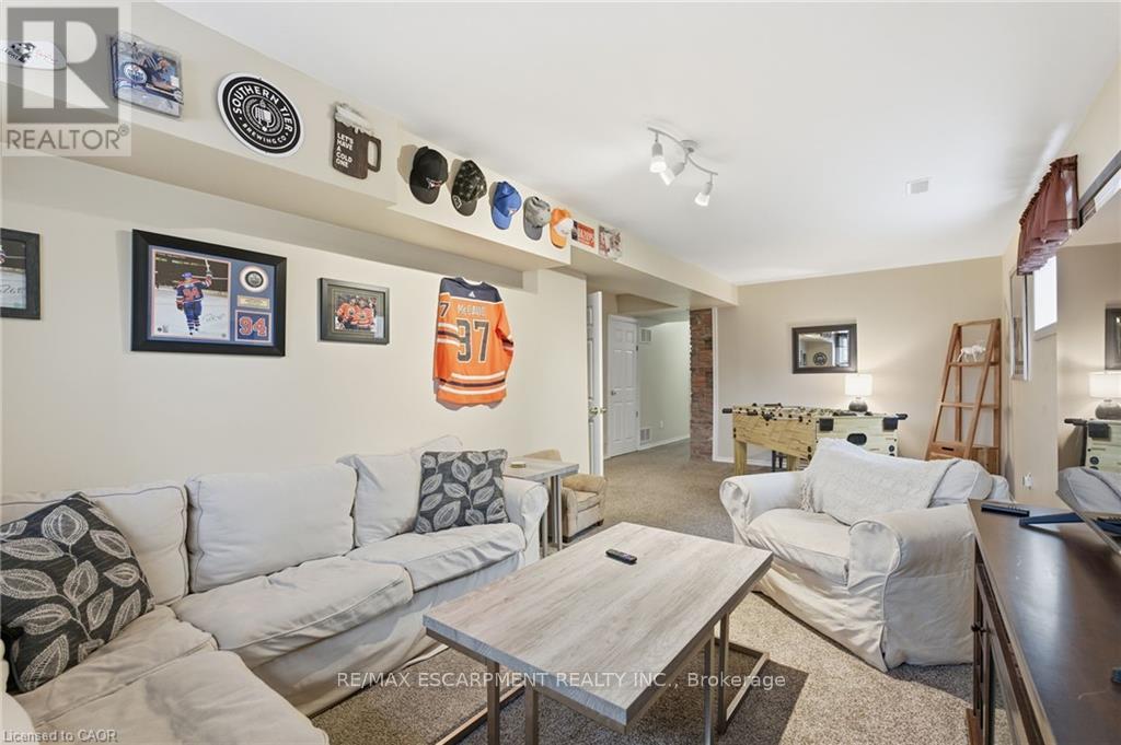 29 Strong Court, Brantford, Ontario  N3R 7Y4 - Photo 36 - X12546174