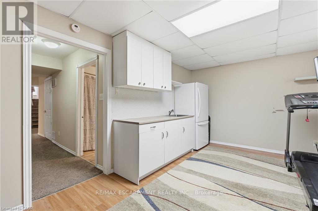 29 Strong Court, Brantford, Ontario  N3R 7Y4 - Photo 42 - X12546174