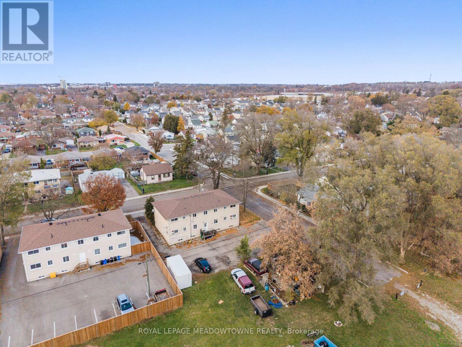 94 Sixth Avenue, Brant, Ontario  N3S 1B2 - Photo 35 - X12546188