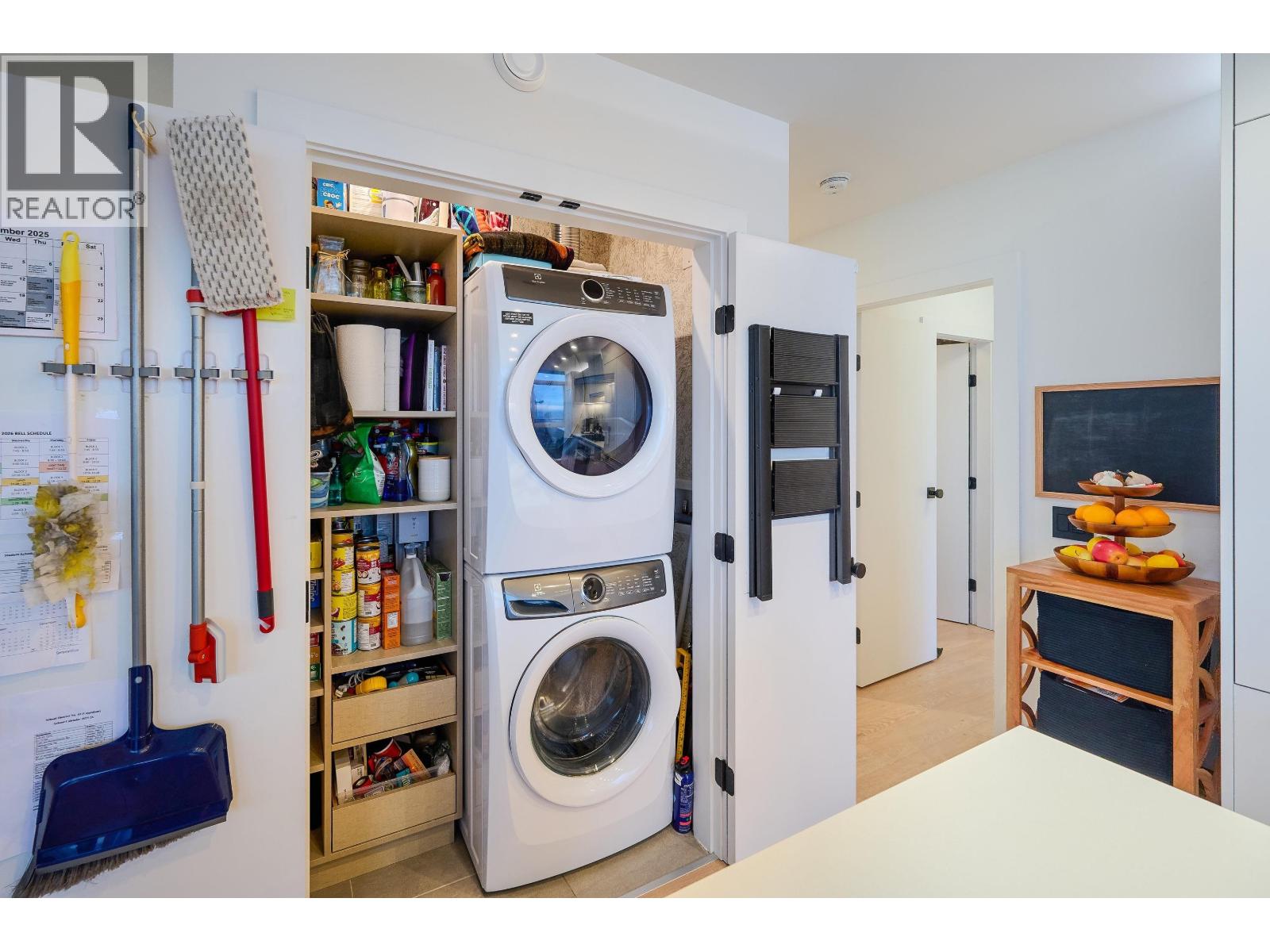 2802/03 652 Whiting Way, Coquitlam, British Columbia  V3J 0K3 - Photo 32 - R3067345