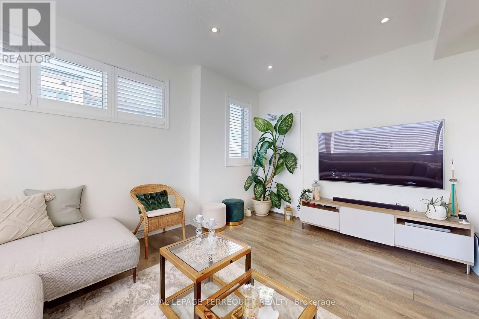 608 - 1148 Dragonfly Avenue, Pickering, Ontario  L1X 0H5 - Photo 8 - E12546428