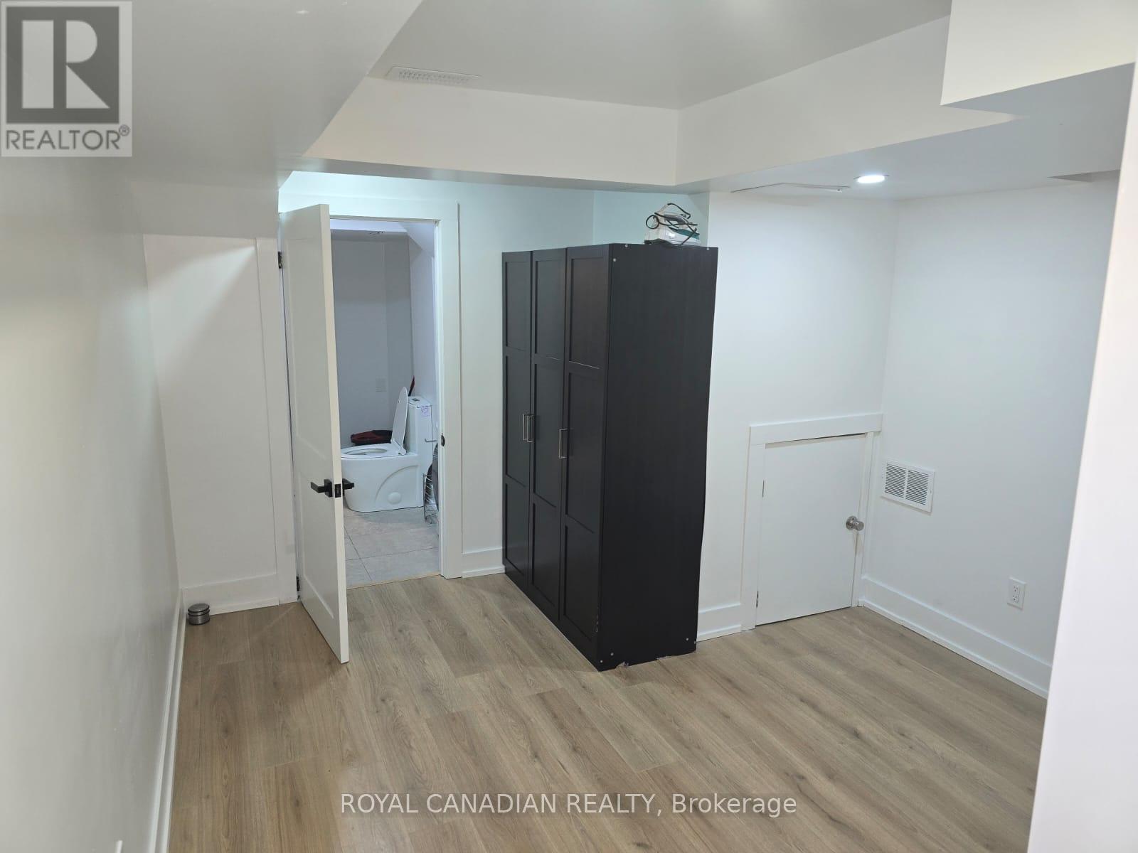 Bsmt - 1569 Edgecroft Drive, Pickering, Ontario  L1X 0B6 - Photo 8 - E12546430