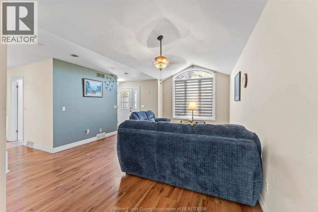 853 Southwood Drive, Lakeshore, Ontario N0R 1A0 - Photo 7 - 25028871