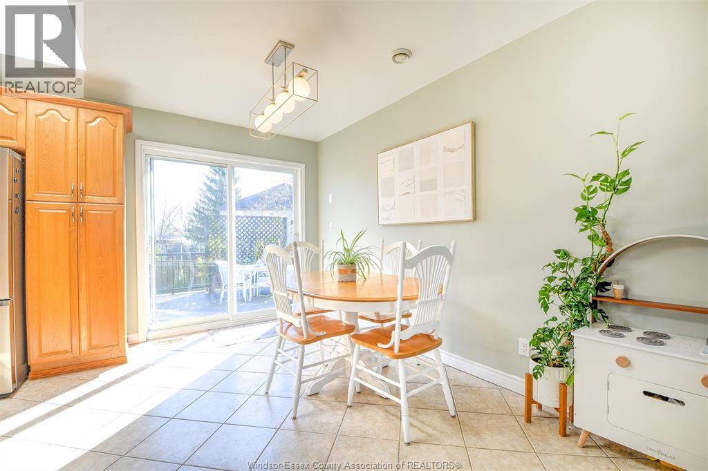 1633 Cherrywood Street, Lakeshore, Ontario N0R 1A0 - Photo 11 - 25028827