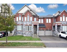 7 FREDERICK PEARSON STREET, East Gwillimbury, Ontario