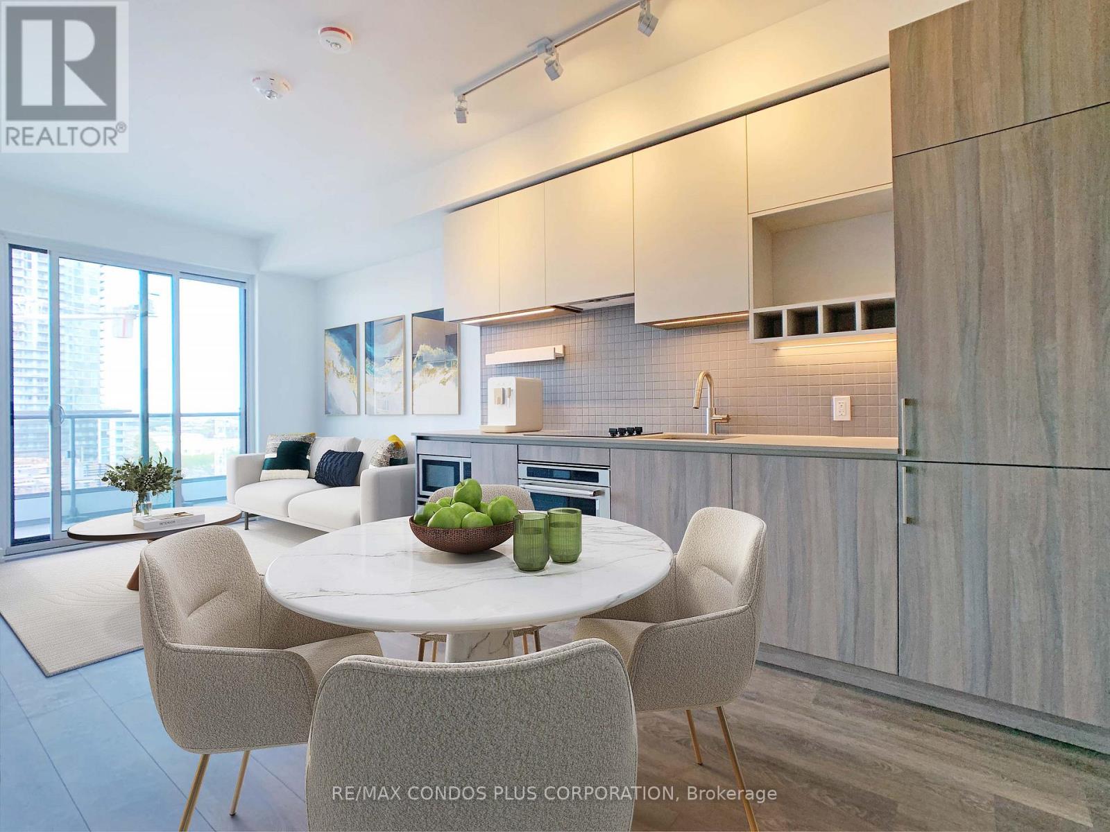 1003 - 950 Portage Parkway, Vaughan, Ontario  L4K 0J7 - Photo 7 - N12546326