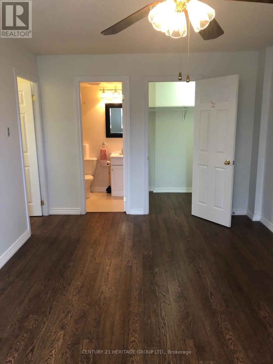 102 - 200 Holland Court, Bradford West Gwillimbury, Ontario  L3Z 1R8 - Photo 2 - N12546356