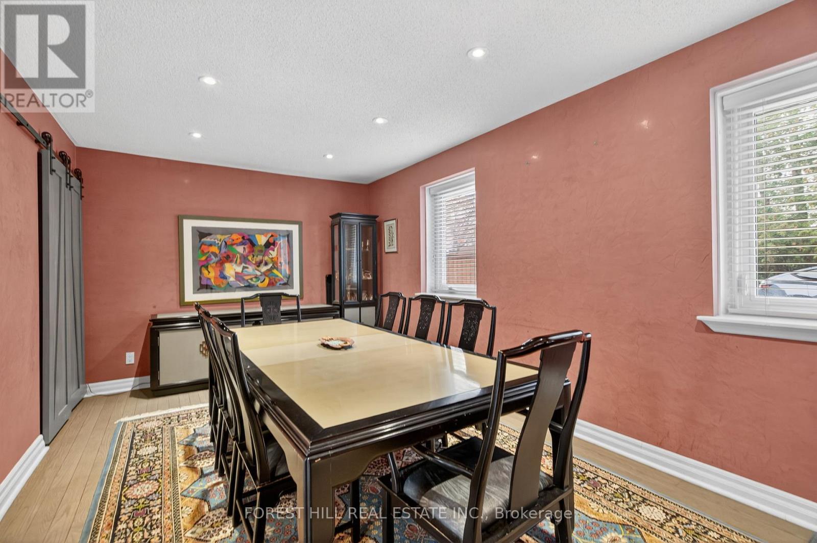 72 Walmer Road, Richmond Hill, Ontario  L4C 3X1 - Photo 11 - N12546418