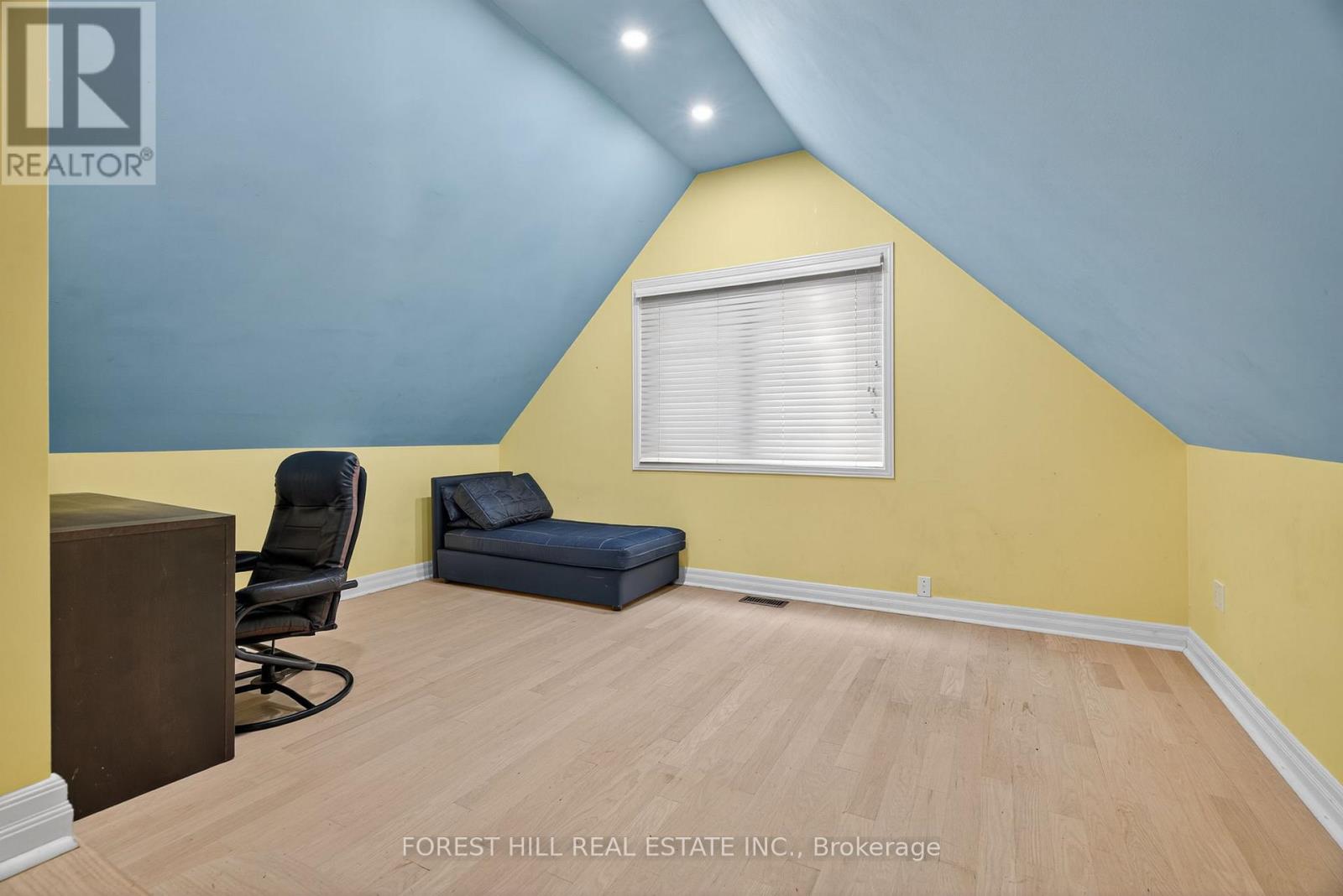 72 Walmer Road, Richmond Hill, Ontario  L4C 3X1 - Photo 26 - N12546418