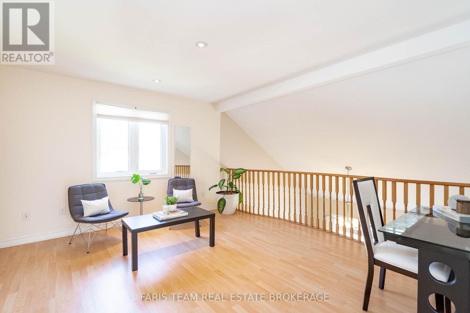 103 41st Street S, Wasaga Beach, Ontario  L9Z 3B6 - Photo 21 - S12546438