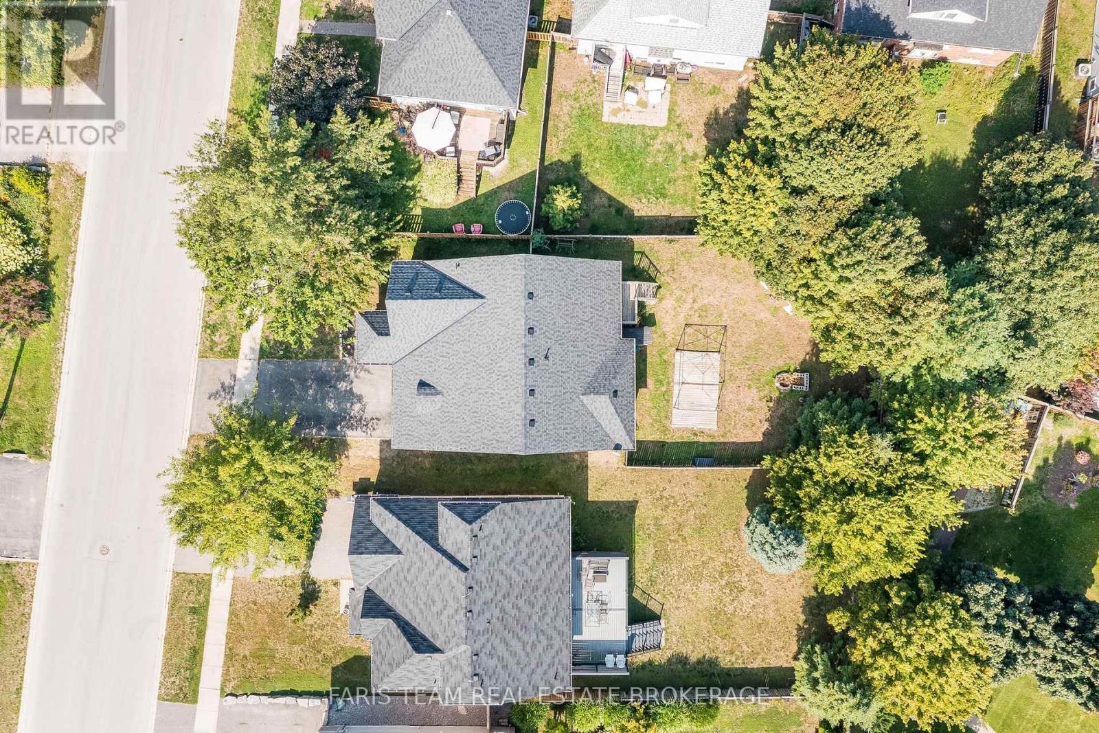 103 41st Street S, Wasaga Beach, Ontario  L9Z 3B6 - Photo 35 - S12546438