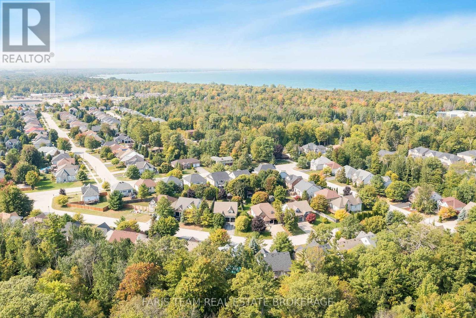 103 41st Street S, Wasaga Beach, Ontario  L9Z 3B6 - Photo 38 - S12546438