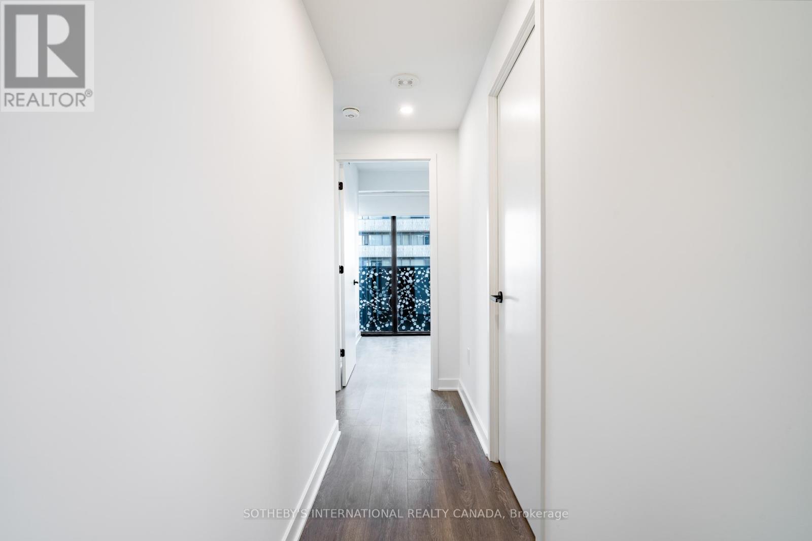 2710 - 55 Charles Street E, Toronto, Ontario  M4Y 0J1 - Photo 4 - C12546262