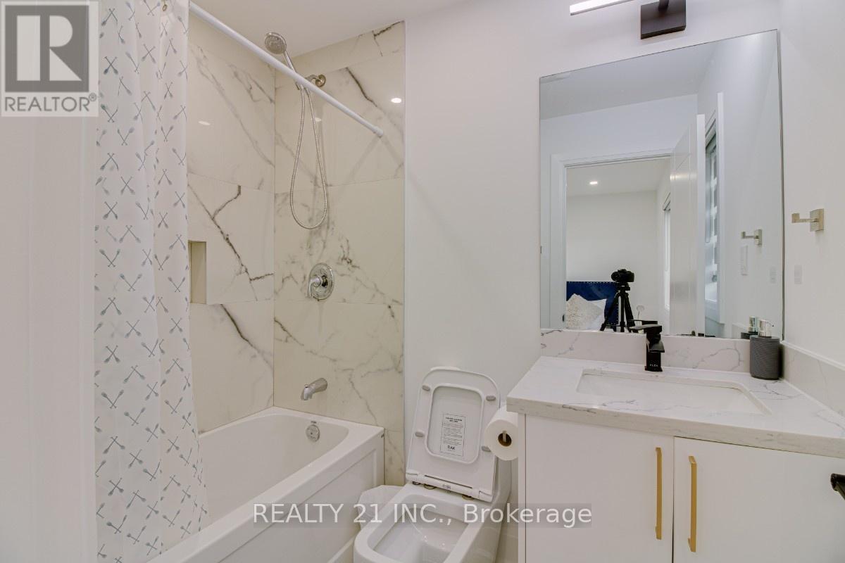 83 Kalmar Avenue, Toronto, Ontario M1N 3G5 - Photo 15 - E12544760