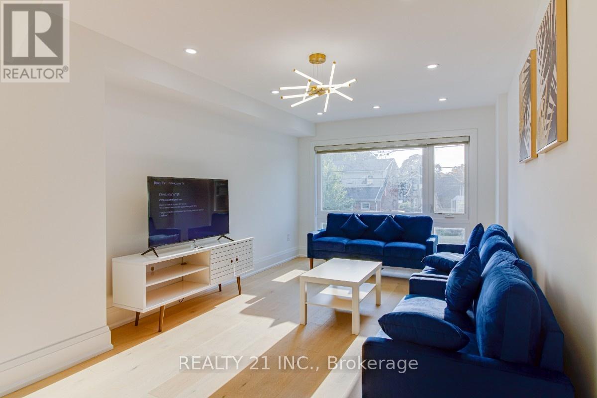 83 Kalmar Avenue, Toronto, Ontario M1N 3G5 - Photo 2 - E12544760