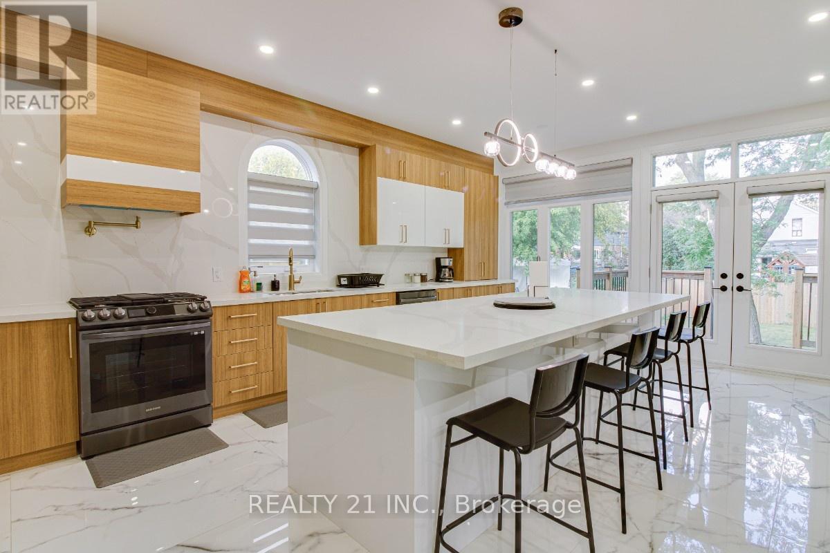 83 Kalmar Avenue, Toronto, Ontario M1N 3G5 - Photo 7 - E12544760