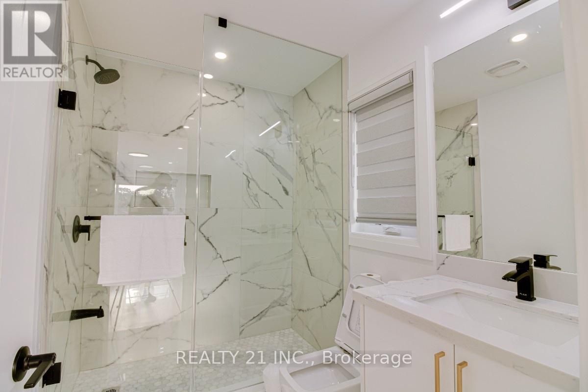 83 Kalmar Avenue, Toronto, Ontario M1N 3G5 - Photo 12 - E12544760