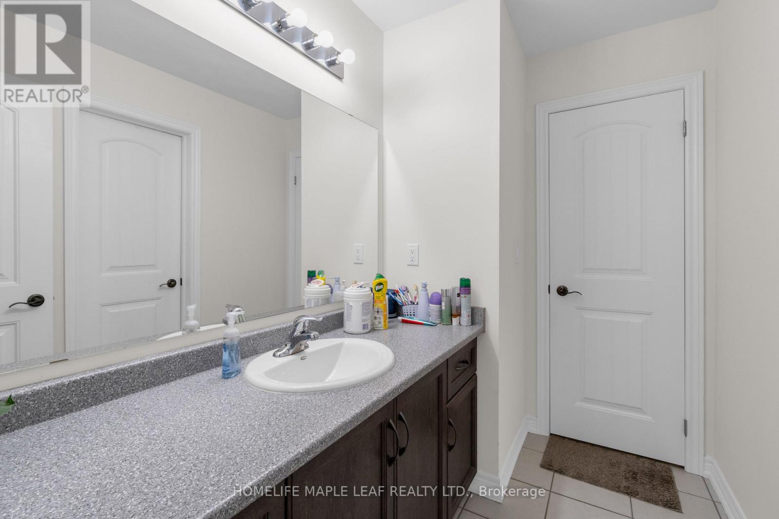 51 Hanbury Crescent, Brampton, Ontario  L6X 5N8 - Photo 32 - W12546226