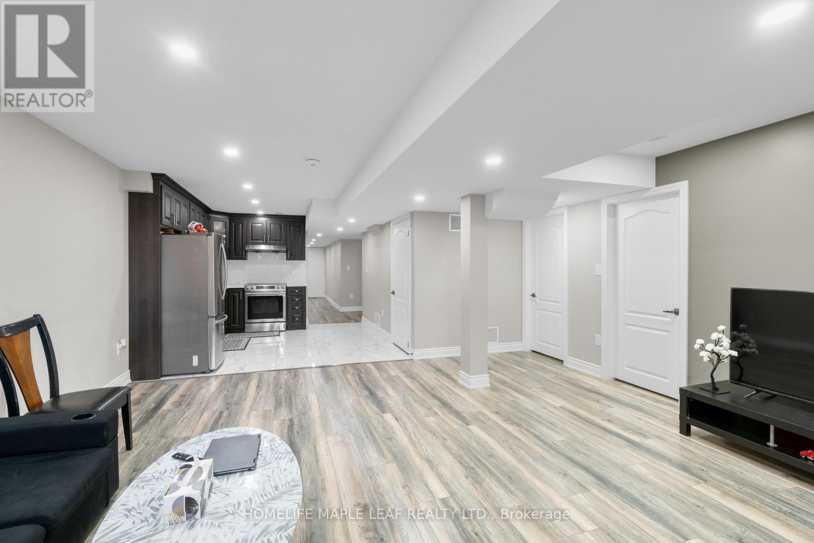 51 Hanbury Crescent, Brampton, Ontario  L6X 5N8 - Photo 38 - W12546226