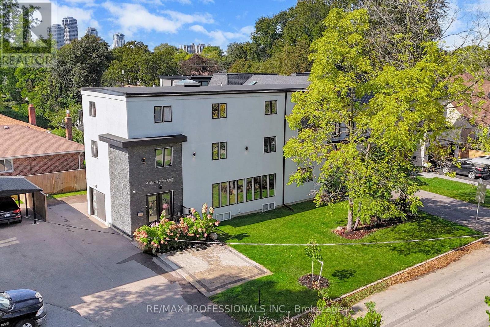 Main & 2nd Floor - 4 Martin Grove Road, Toronto, Ontario  M9B 4J9 - Photo 24 - W12546268