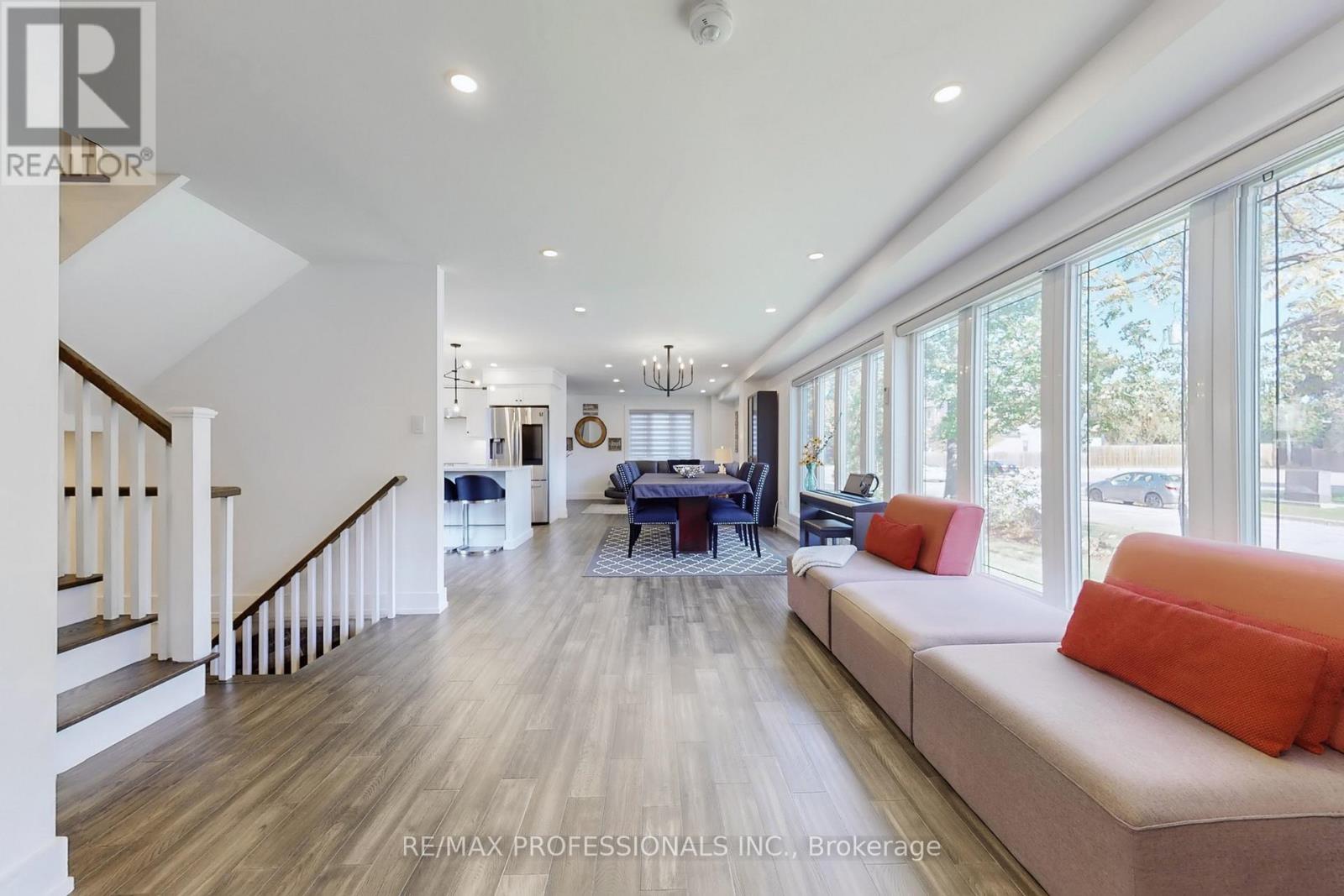 Main & 2nd Floor - 4 Martin Grove Road, Toronto, Ontario  M9B 4J9 - Photo 4 - W12546268