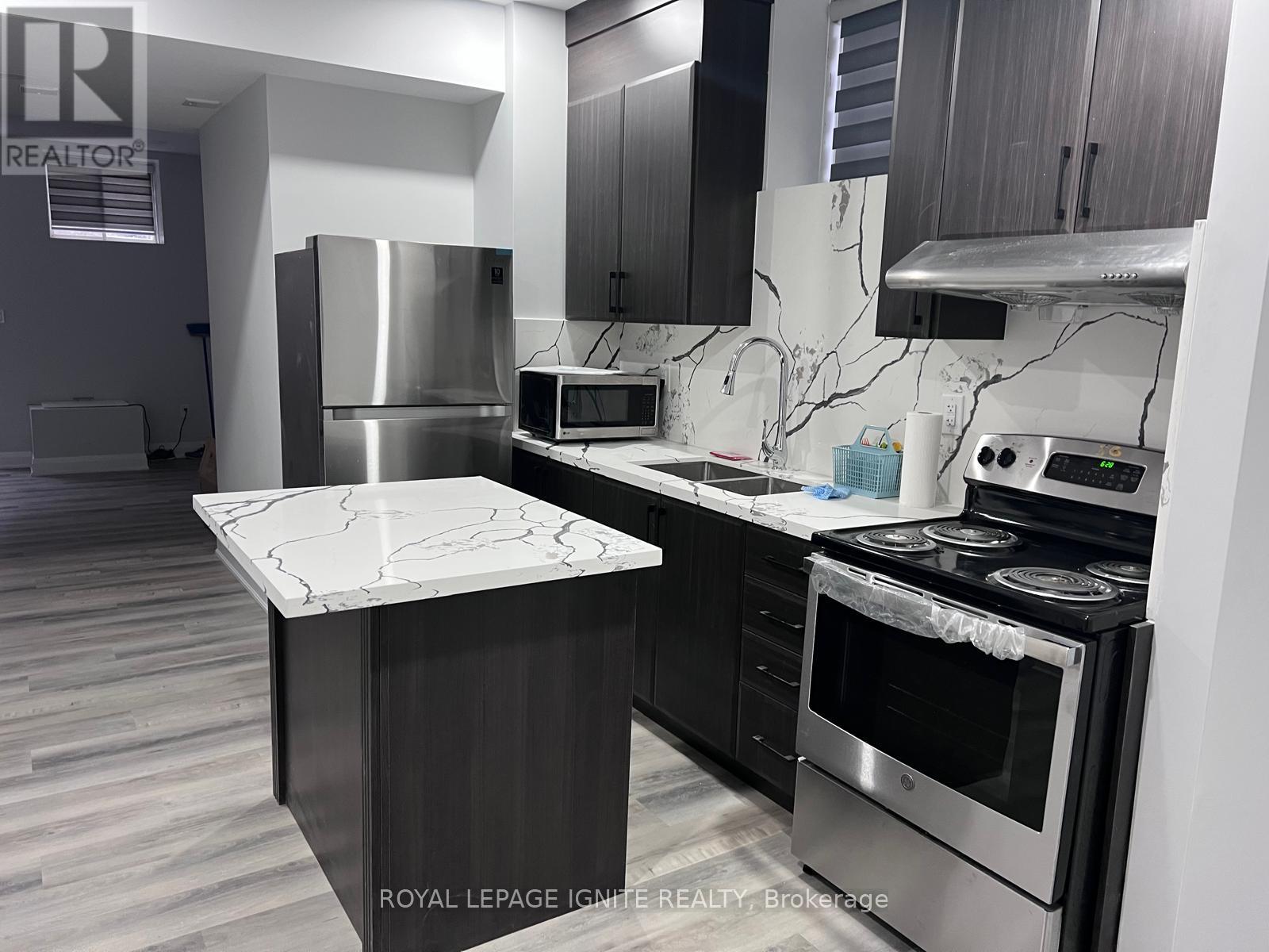 Basement - 90 Merlin Street, Oakville, Ontario  L6H 0Z4 - Photo 2 - W12546272