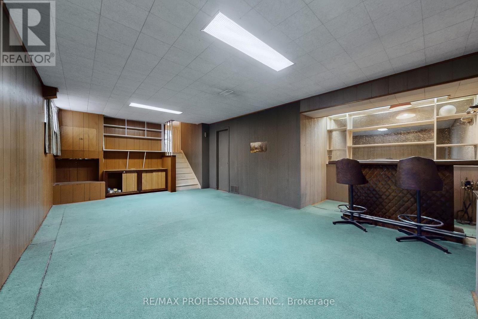 10 Crestridge Heights Road, Toronto, Ontario  M9P 1A4 - Photo 30 - W12546274