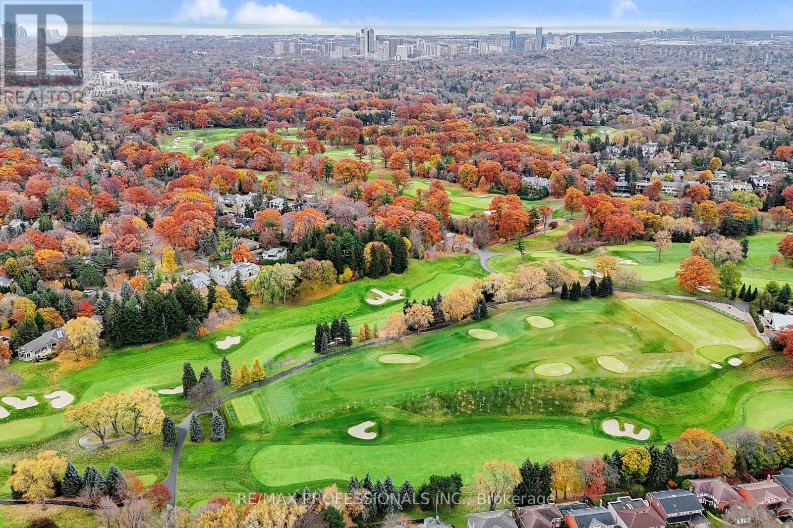 10 Crestridge Heights Road, Toronto, Ontario  M9P 1A4 - Photo 42 - W12546274