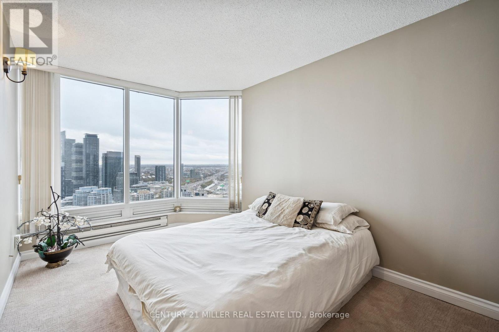 4009 - 1 Palace Pier Court, Toronto, Ontario M8V 3W9 - Photo 20 - W12546290