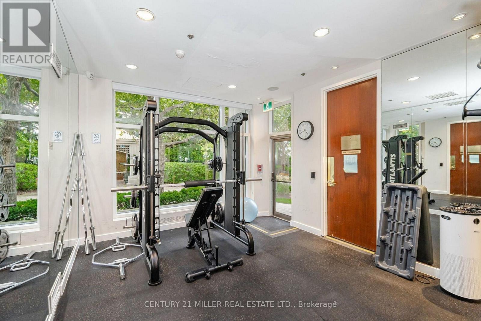 4009 - 1 Palace Pier Court, Toronto, Ontario M8V 3W9 - Photo 26 - W12546290