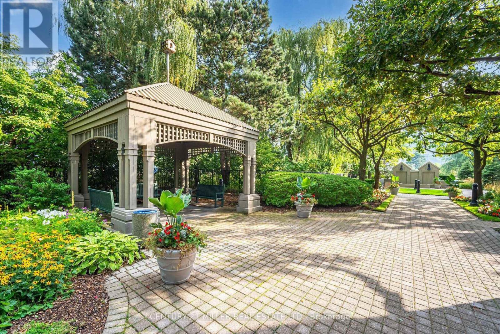 4009 - 1 Palace Pier Court, Toronto, Ontario M8V 3W9 - Photo 31 - W12546290