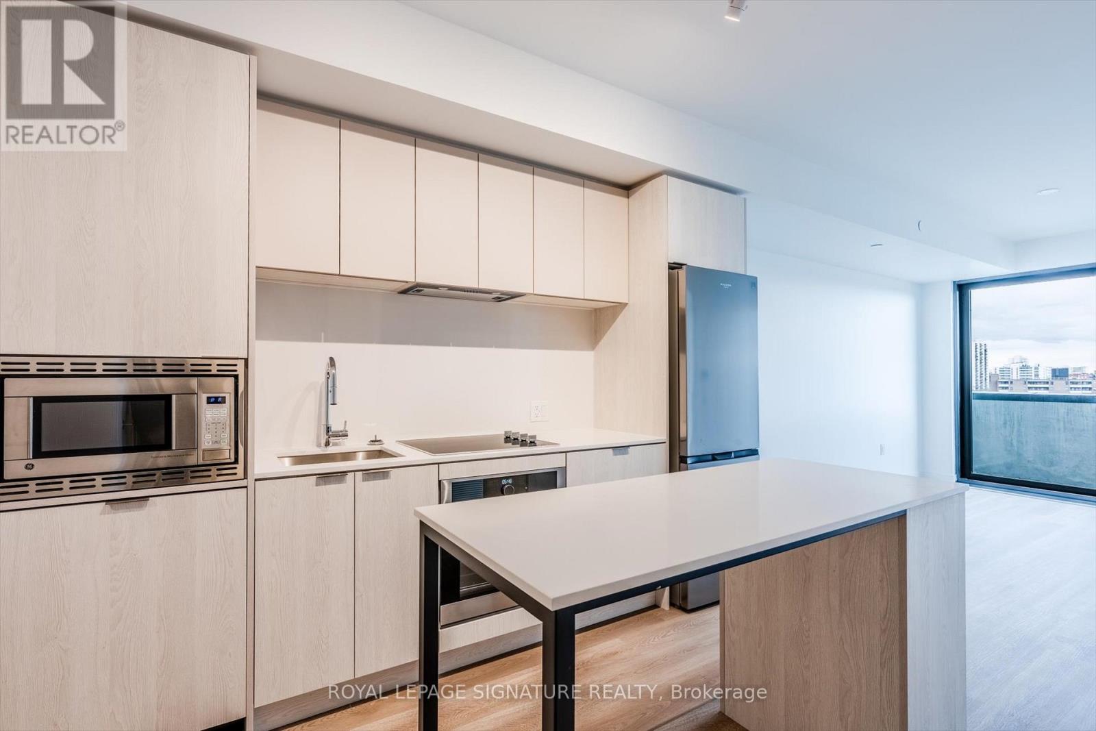 607 - 3009 Novar Road, Mississauga, Ontario  L5B 0P9 - Photo 3 - W12546294